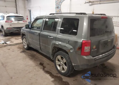 2012 Jeep Patriot Latitude z USA, uszkodzony, nr VIN 1C4NJRFB4CD608925